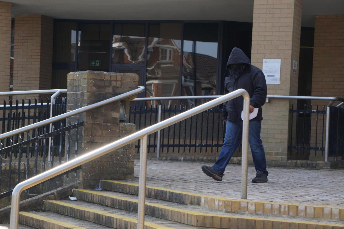 Vivendra Ashafi Lals photo