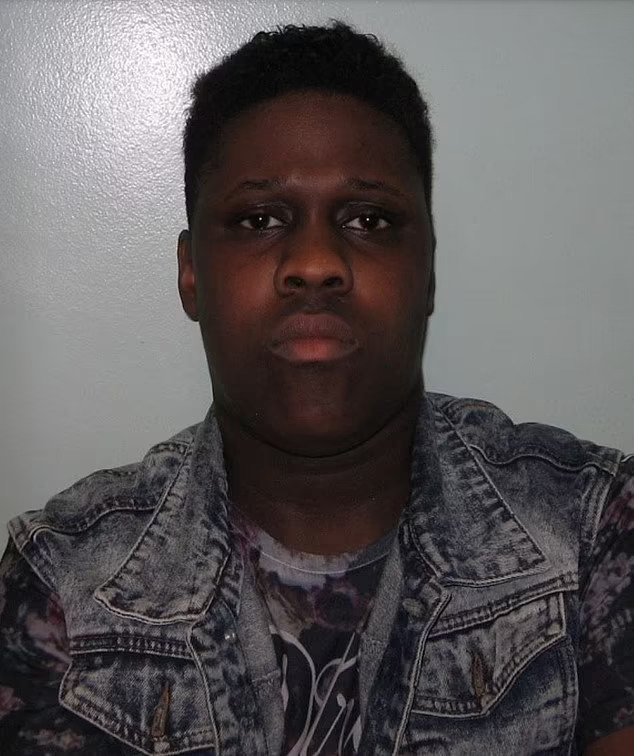 Tarjit Singh (Hannah Walters)s photo