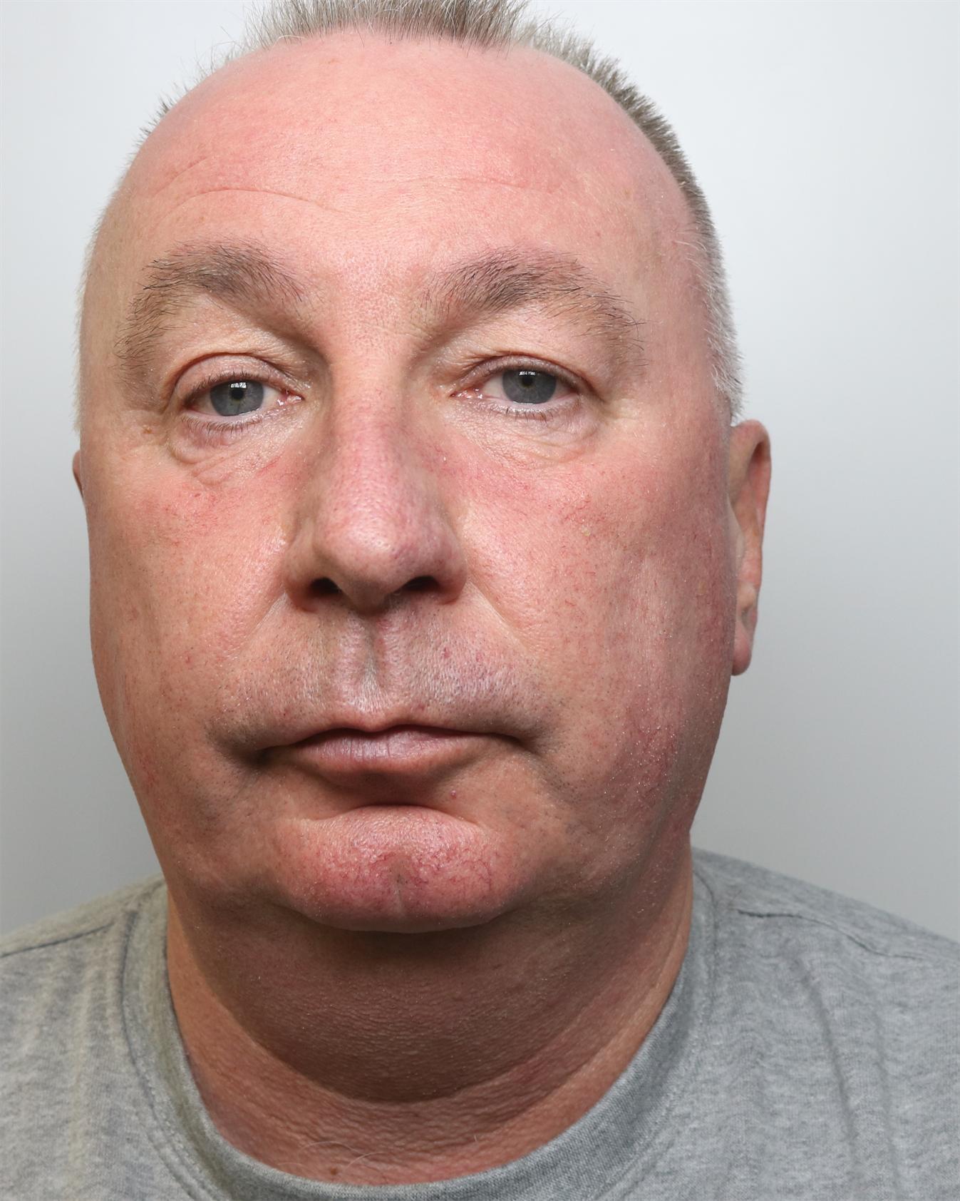 Stephen Scholess photo