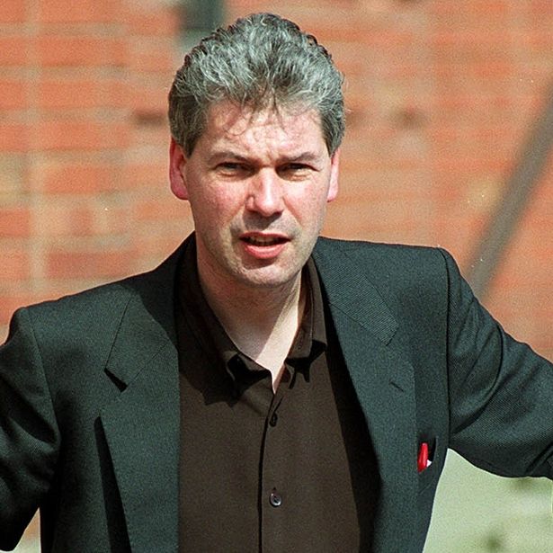 Simon Sheppards photo