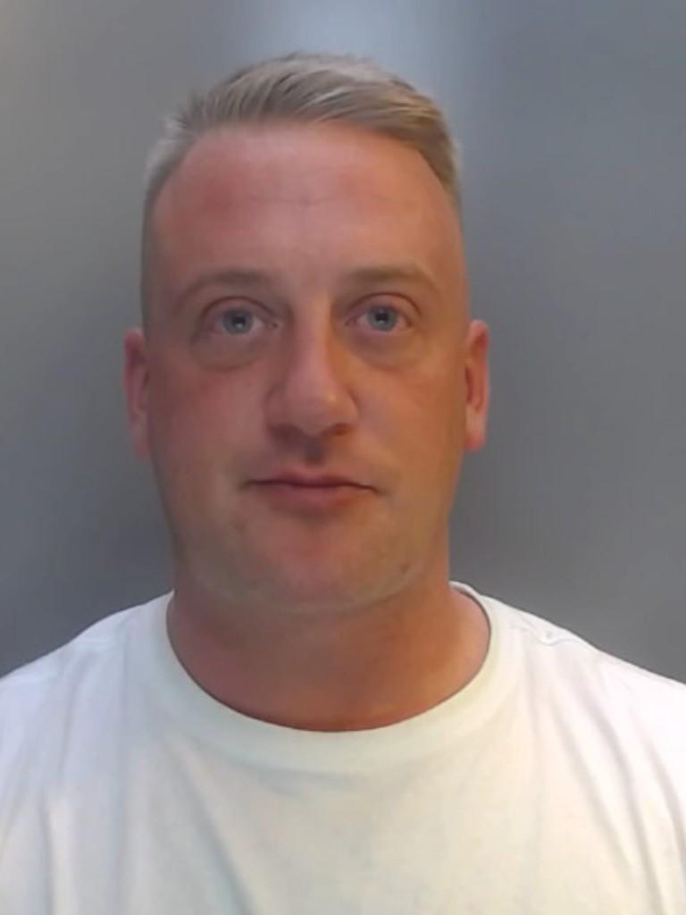 Christopher Barfes photo