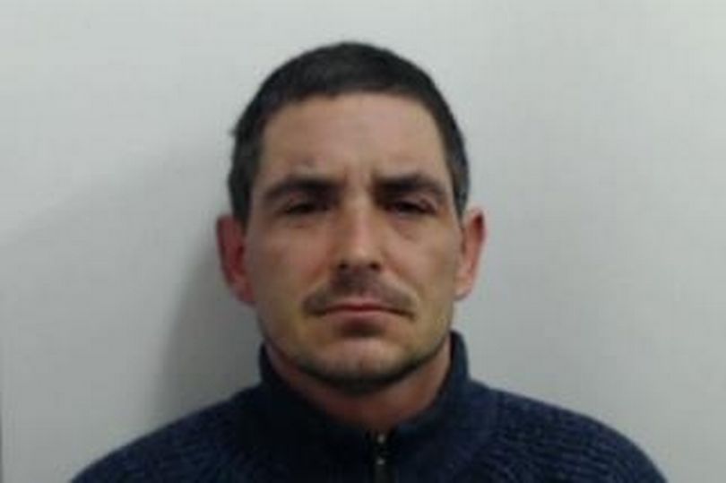 Billy Lynch-Whites photo