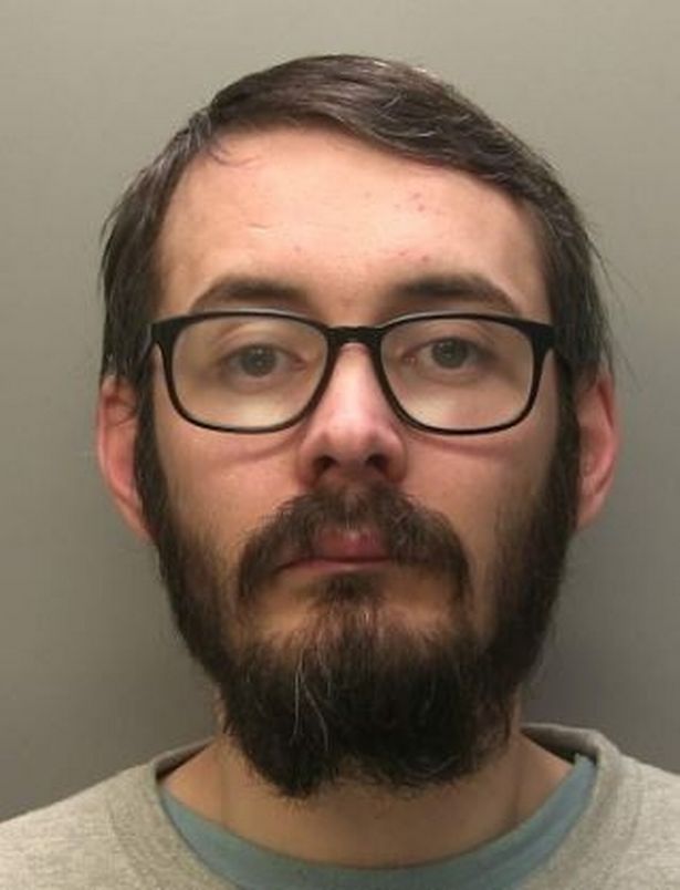 Avan Mogridges photo