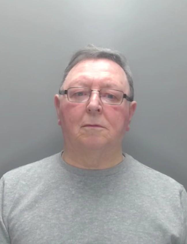 Alec Calvert s photo